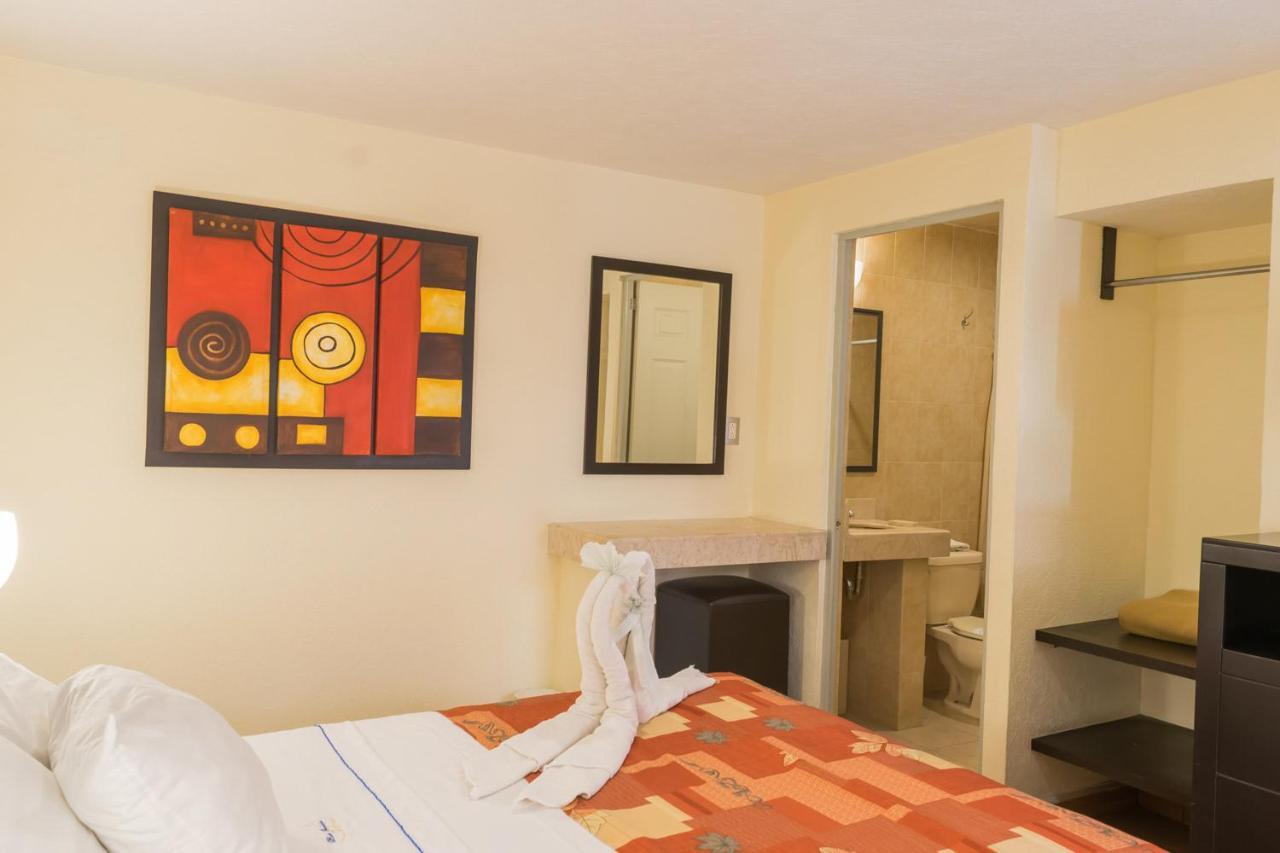 פואבלה Hotel Posada Guadalupe מראה חיצוני תמונה
