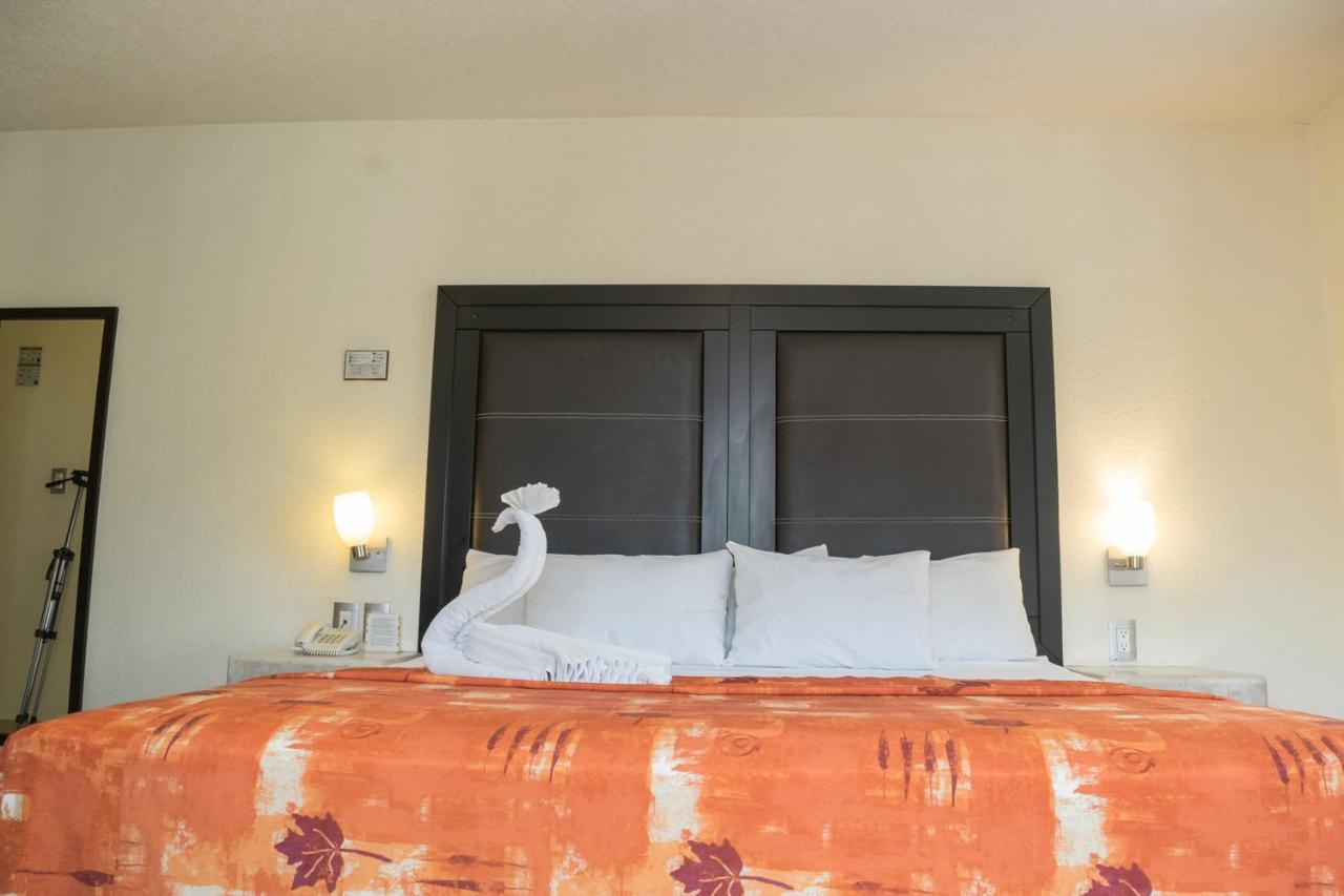 פואבלה Hotel Posada Guadalupe מראה חיצוני תמונה
