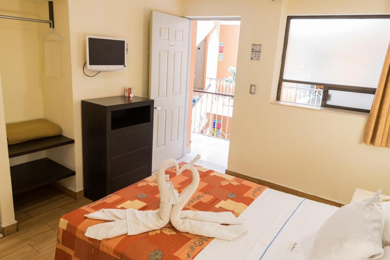 פואבלה Hotel Posada Guadalupe מראה חיצוני תמונה
