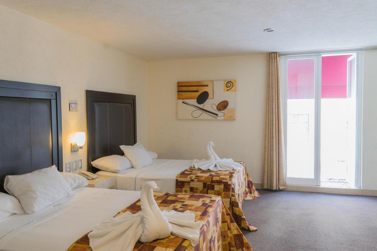 פואבלה Hotel Posada Guadalupe מראה חיצוני תמונה