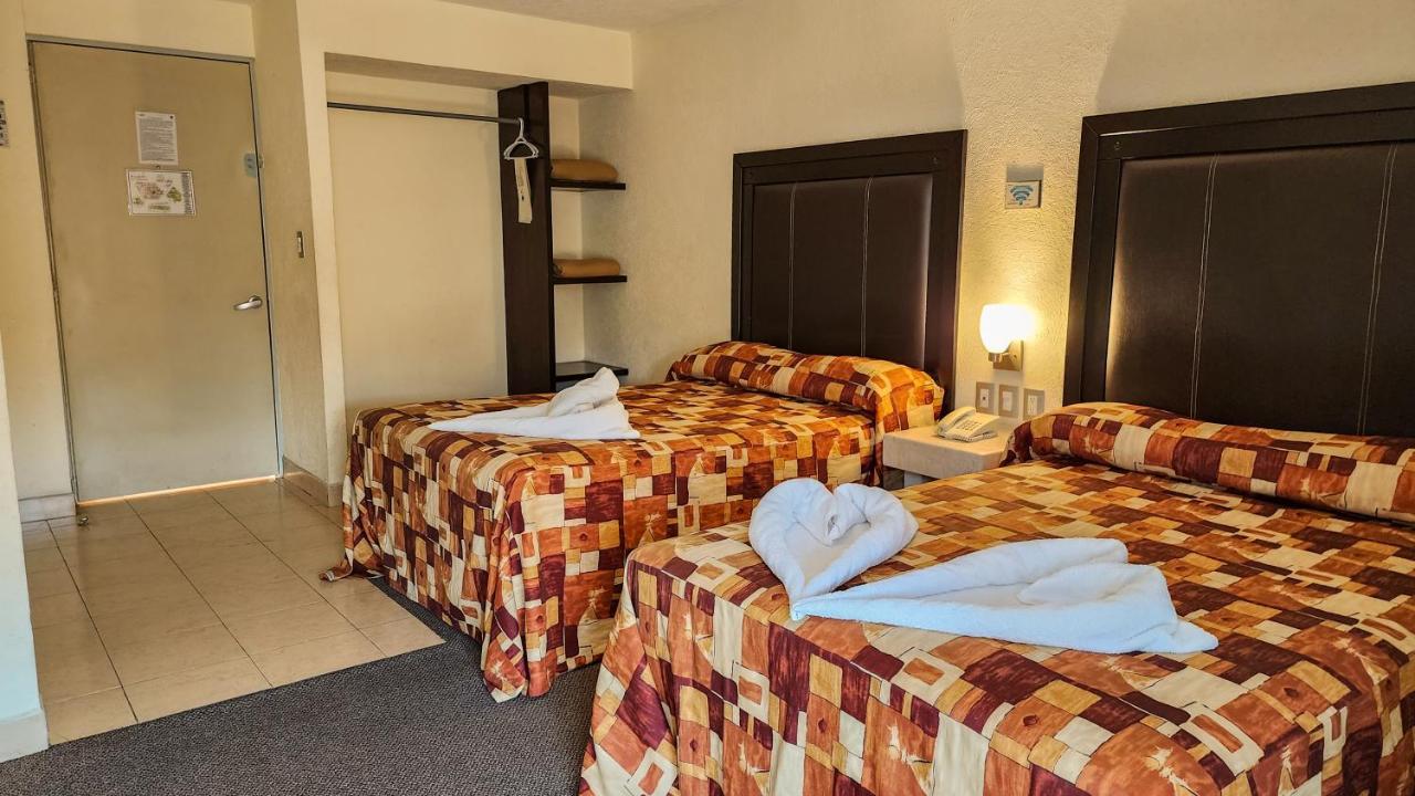 פואבלה Hotel Posada Guadalupe מראה חיצוני תמונה
