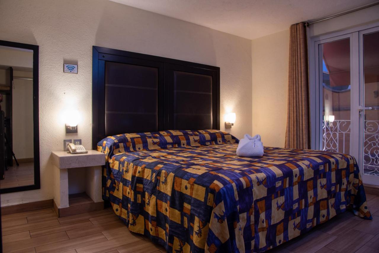 פואבלה Hotel Posada Guadalupe מראה חיצוני תמונה