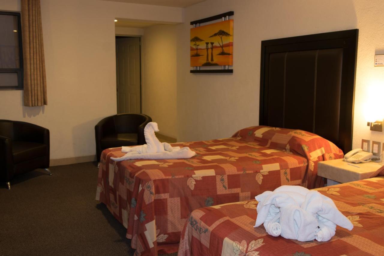 פואבלה Hotel Posada Guadalupe מראה חיצוני תמונה